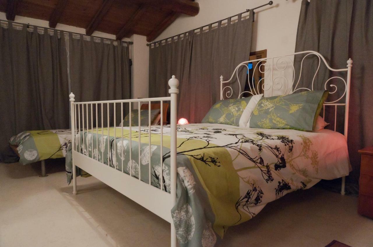 Bed and Breakfast Casale Del Sole Garda Monzambano Exterior foto