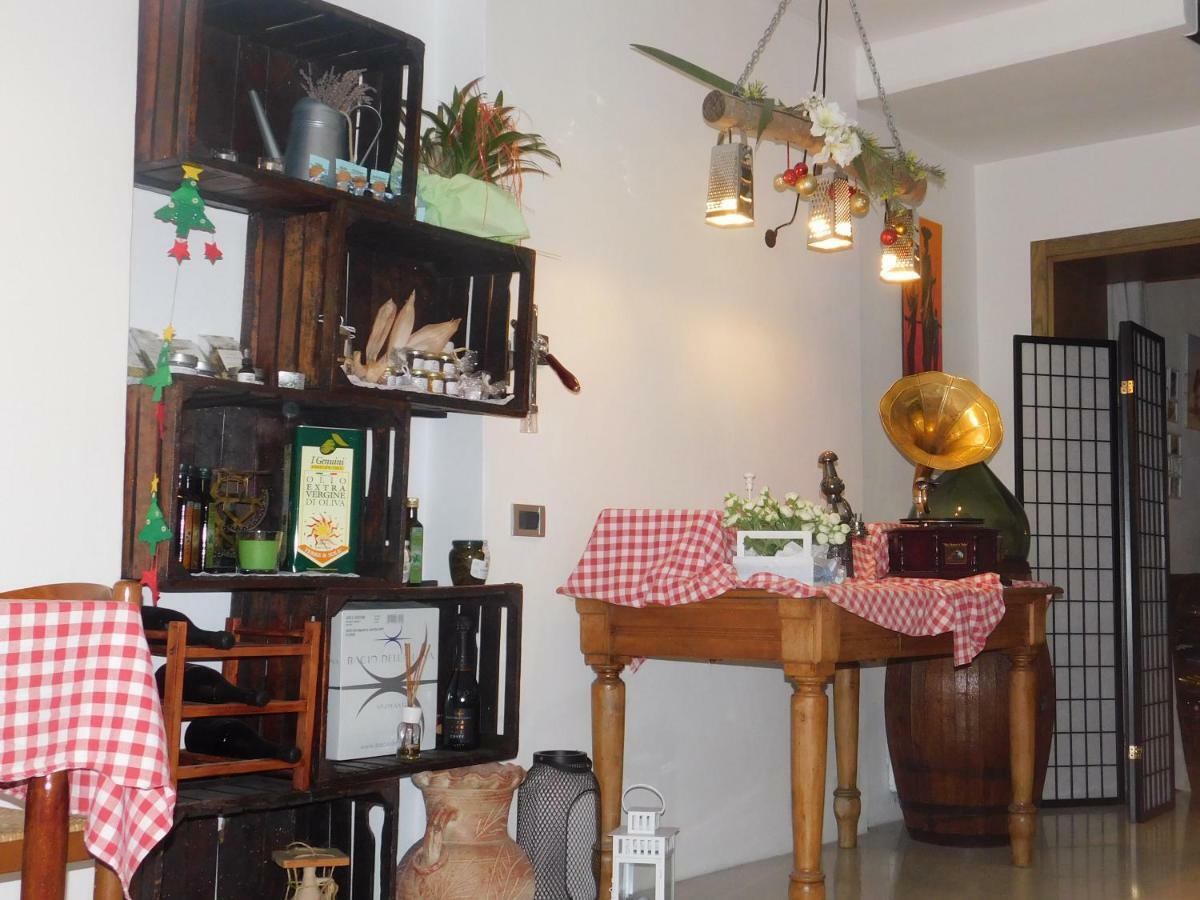 Bed and Breakfast Casale Del Sole Garda Monzambano Exterior foto