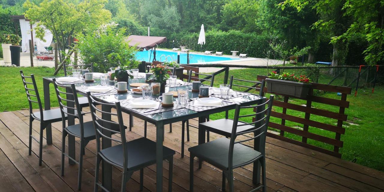 Bed and Breakfast Casale Del Sole Garda Monzambano Exterior foto